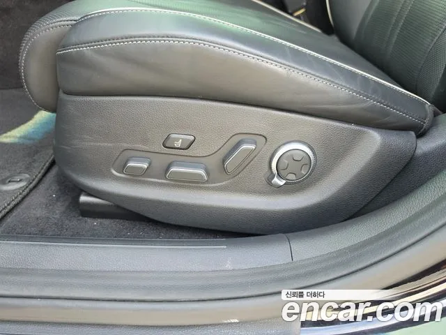 Genesis G80 Electrified G80 (RG3) — Фото автомобиля 16
