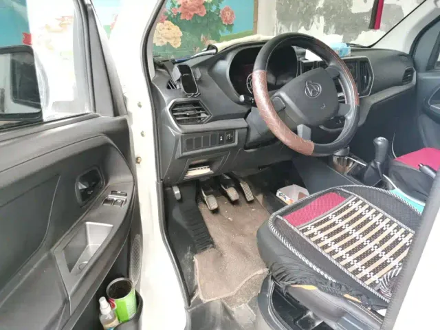 Changan Ruixing M60 — Фото автомобиля 13