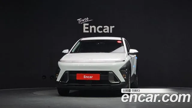 Hyundai Kona SX2 — Фото автомобиля 3