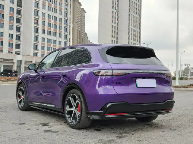 Aito M6 — Фото автомобиля 9