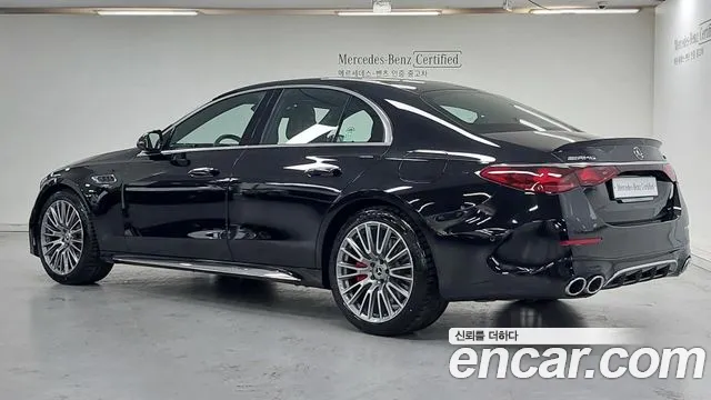 Mercedes-Benz E-Class — Фото автомобиля 2