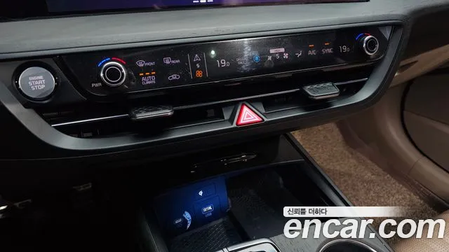 Kia K8 K8 Hybrid — Фото автомобиля 30