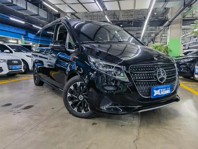 Mercedes-Benz V-Class — Фото автомобиля 3