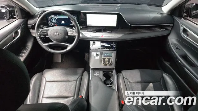 Hyundai Grandeur New — Фото автомобиля 10
