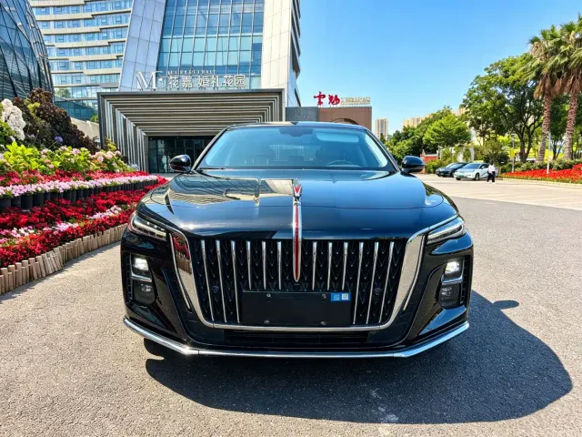 Hongqi H5 — Фото автомобиля 2