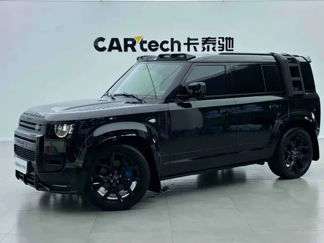Land Rover Defender — Фото автомобиля 11