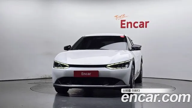 Kia EV6 — Фото автомобиля 3