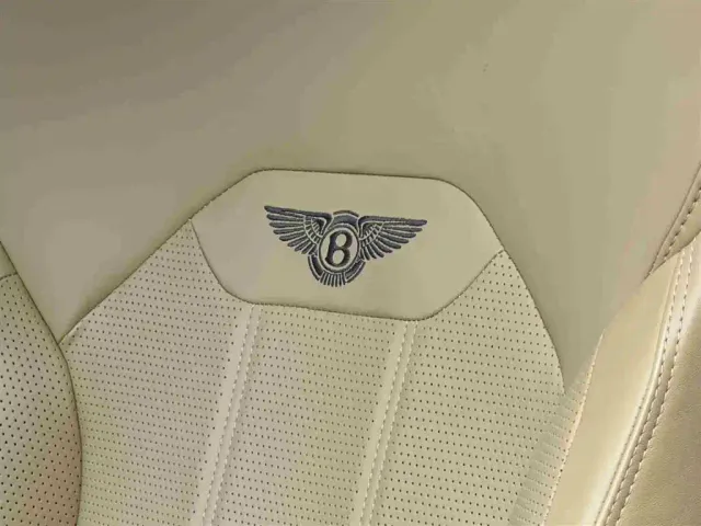 Bentley Bentayga Hybrid — Фото автомобиля 18