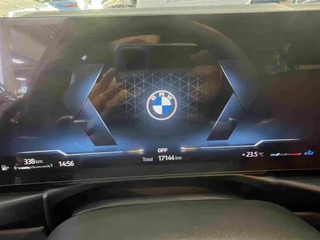 BMW 3 Series — Фото автомобиля 12