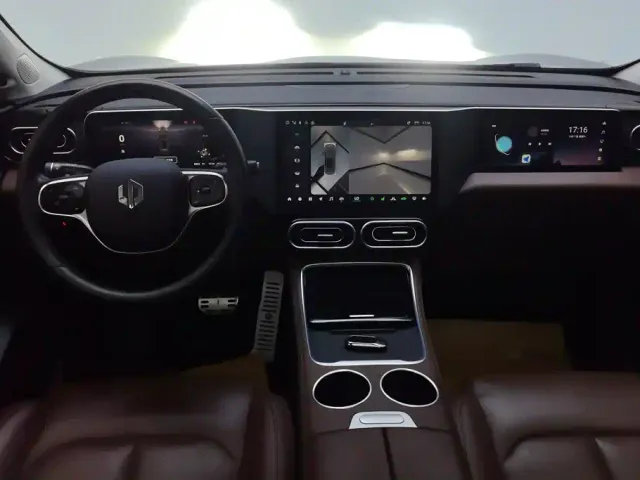 Leapmotor C11 — Фото автомобиля 12