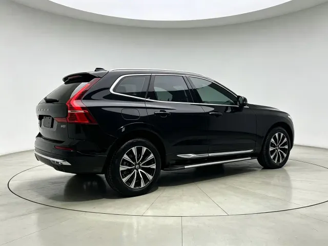 Volvo XC60 — Фото автомобиля 9