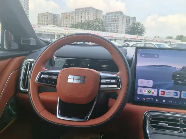 Geely Galaxy M9 — Фото автомобиля 9