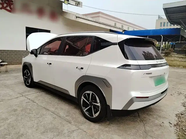 GAC Aion Y — Фото автомобиля 4