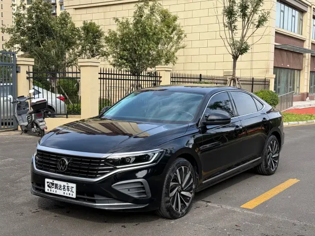 Фотография автомобиля — Volkswagen Passat