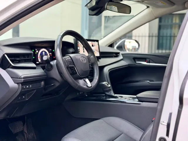 Toyota Camry — Фото автомобиля 10