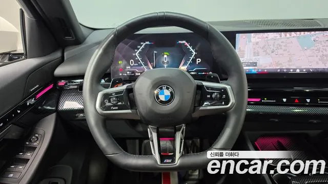 BMW 5-Series — Фото автомобиля 13