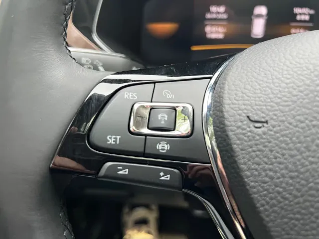 Volkswagen Tharu — Фото автомобиля 10