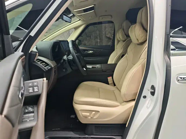 Toyota Vellfire — Фото автомобиля 8