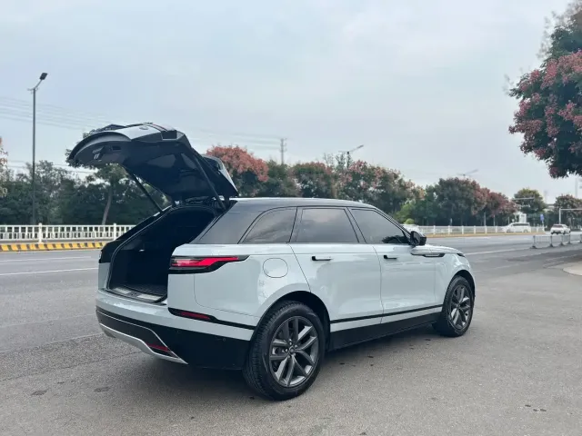 Land Rover Range Rover Velar 2024 Dynamic SE — Фото автомобиля 19
