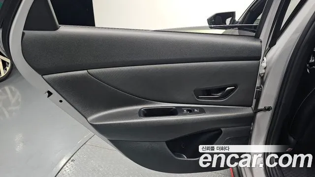 Hyundai Avante — Фото автомобиля 14