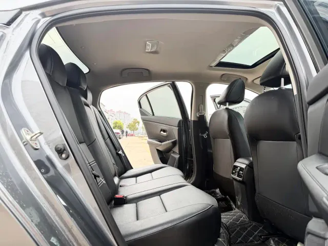 Nissan Sylphy — Фото автомобиля 7