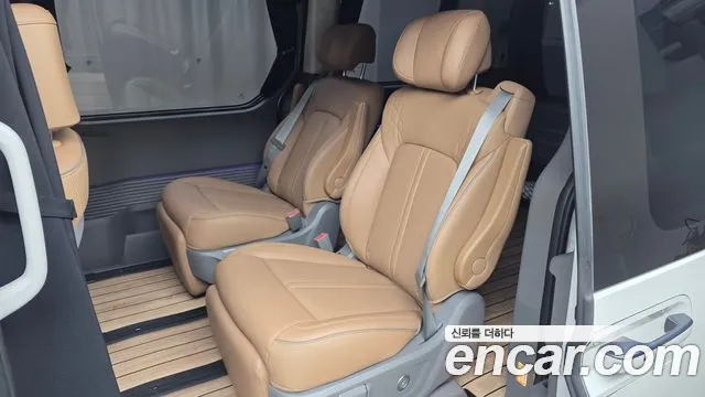Hyundai Staria Staria — Фото автомобиля 12