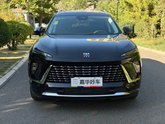 Buick Envision Plus — Фото автомобиля 2