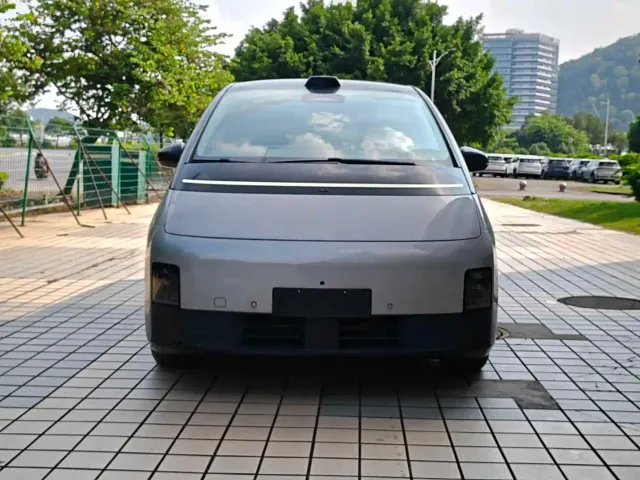 Li Auto MEGA — Фото автомобиля 2