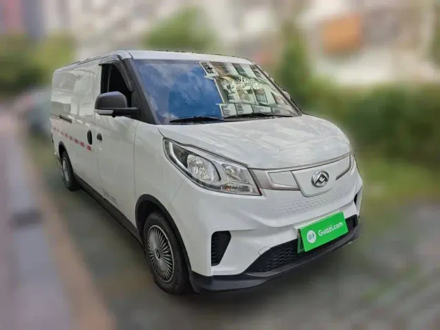 Maxus EV30 — Фото автомобиля 24