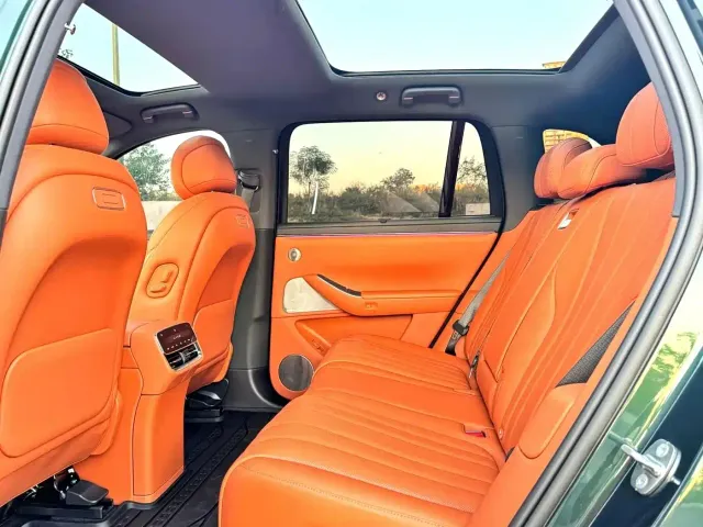 Aito M7 — Фото автомобиля 6