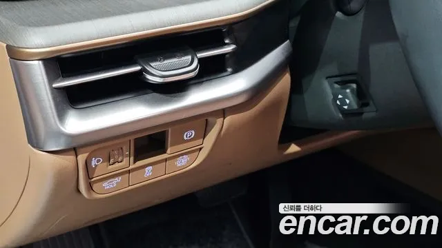 Hyundai Grandeur GN7 — Фото автомобиля 18
