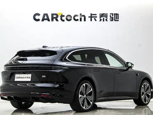 Nio ET5 Touring — Фото автомобиля 6