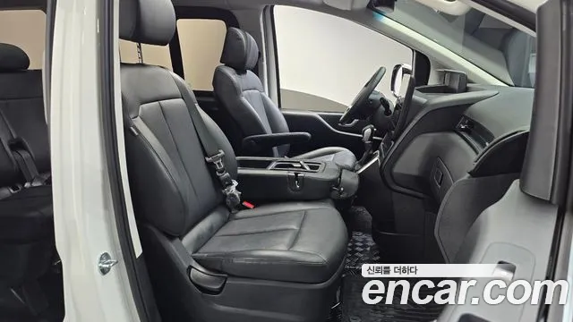 Hyundai Staria Staria Tourer 11 мест — Фото автомобиля 25