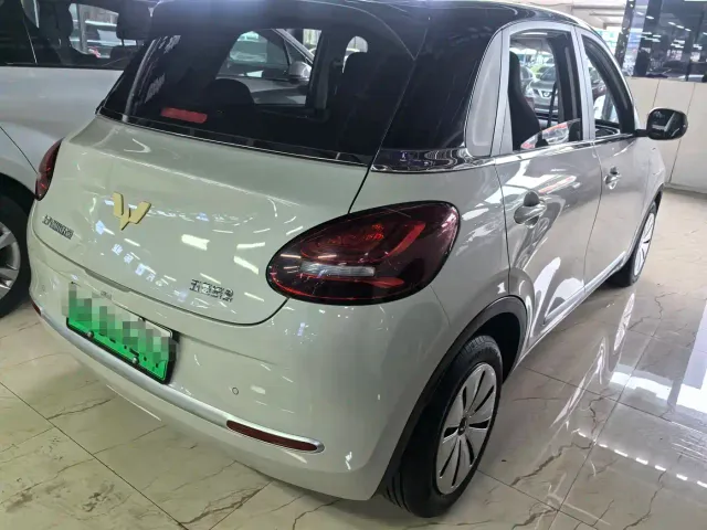 Wuling Bingo — Фото автомобиля 6