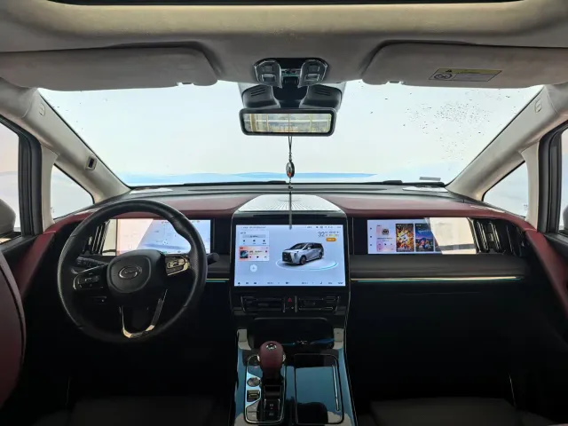 GAC Trumpchi E9 — Фото автомобиля 15