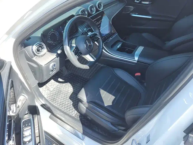 Mercedes-Benz C-Class — Фото автомобиля 15