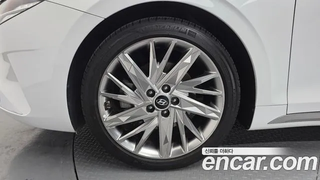 Hyundai Grandeur — Фото автомобиля 5