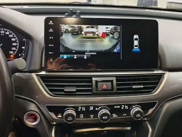 Honda Accord — Фото автомобиля 12
