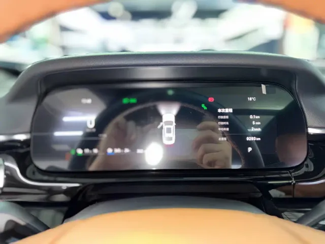 Geely Galaxy Stellar 7 — Фото автомобиля 10