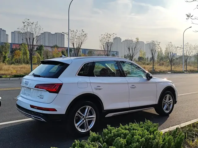 Audi Audi Q5L 2023 40T Fashion Elegance — Фото автомобиля 29