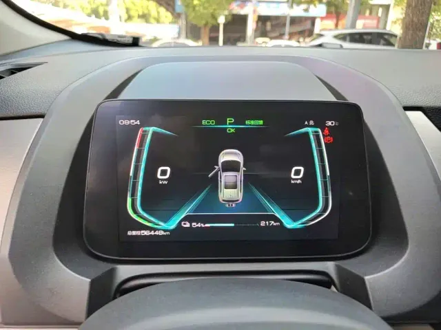 BYD Yuan Pro — Фото автомобиля 11
