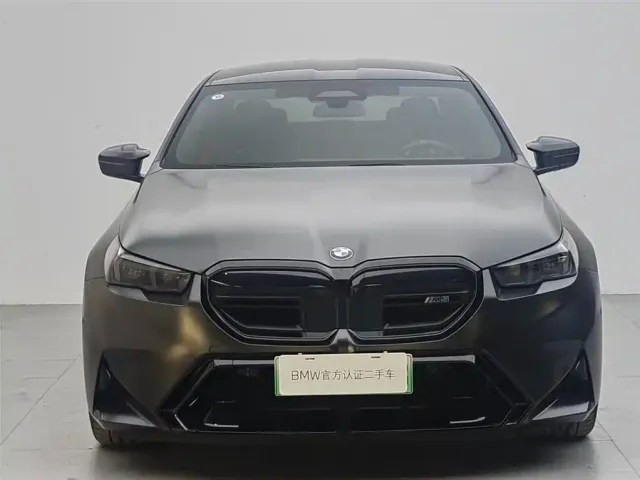 BMW M5 — Фото автомобиля 2
