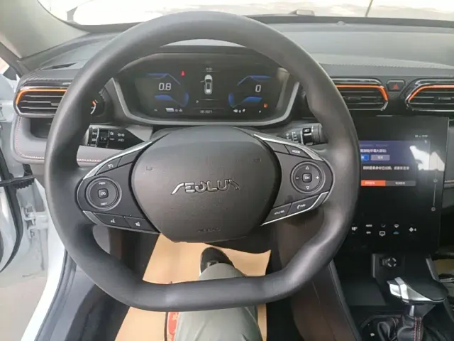 Dongfeng Yixuan GS — Фото автомобиля 10