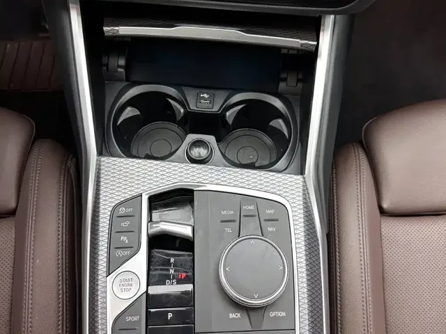BMW 3 Series — Фото автомобиля 12