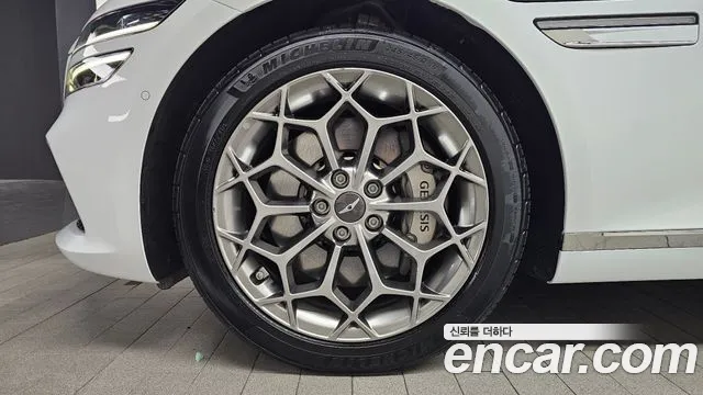 Genesis G80 RG3 — Фото автомобиля 5