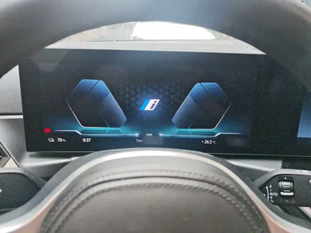 BMW i3 — Фото автомобиля 3