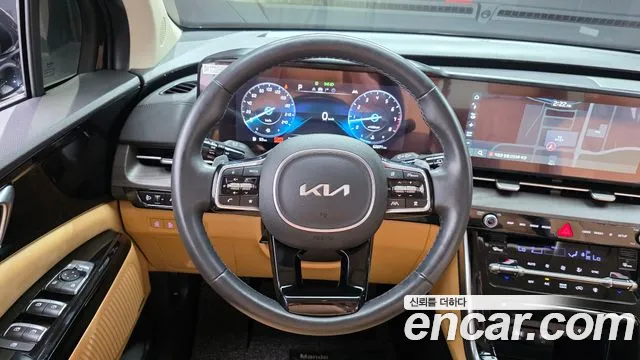 Kia Carnival Generation 4 — Фото автомобиля 17