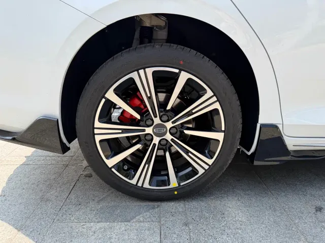 Geely Xingrui — Фото автомобиля 22