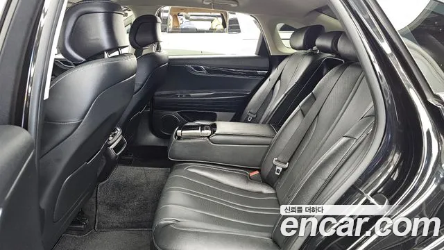 Genesis G80 RG3 — Фото автомобиля 16