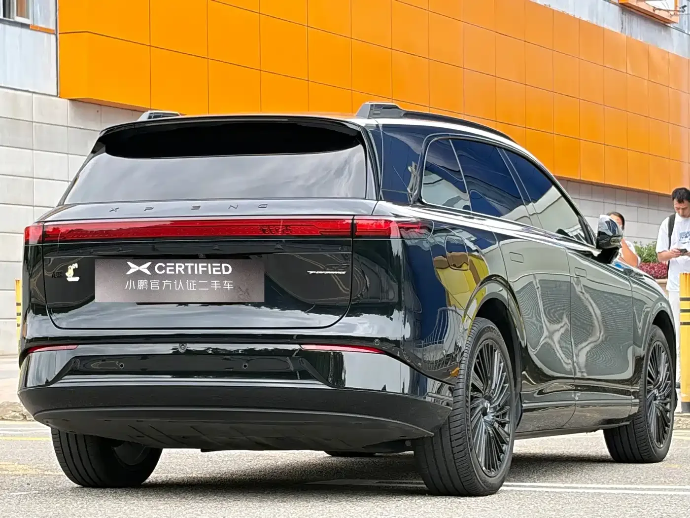 XPeng XPeng G9 2025 Model Long Range Ultra — Фото автомобиля 8